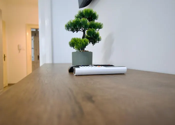 Standard By Hi5- 3 Bedroom * 布达佩斯