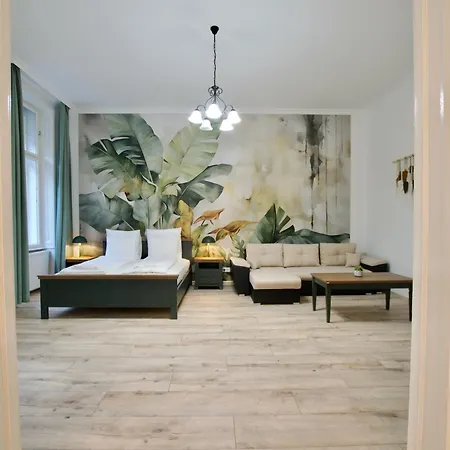 Standard By Hi5- 3 Bedroom *