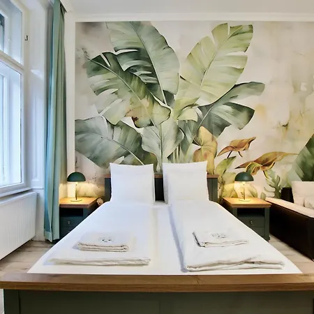 Standard By Hi5- 3 Bedroom Apartment *