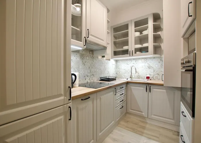 Standard By Hi5- 3 Bedroom *