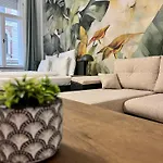 Standard By Hi5- 3 Bedroom *