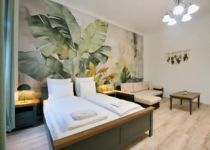 Standard By Hi5- 3 Bedroom Budapest